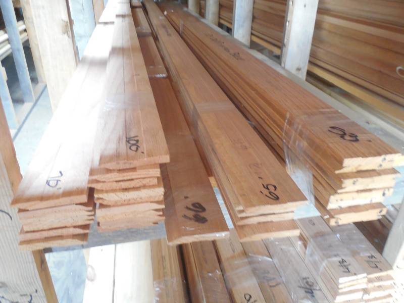 lot 243 image: 354 LINEAR FEET OF OAK BASE TRIM