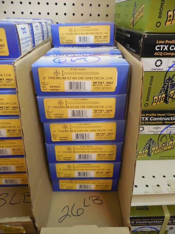 lot 269 image: 26 LBS - 2 TORX GREEN DECK SCREWS