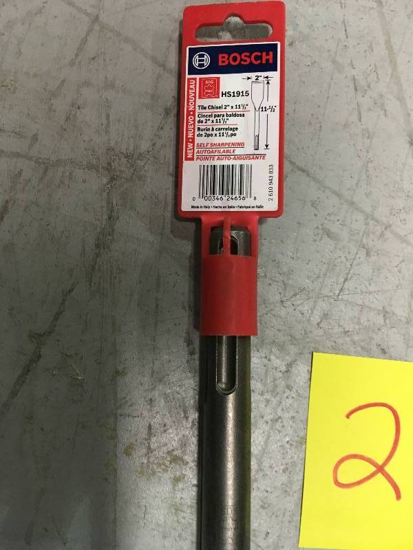 lot 21 image: Bosch HS1915 SDS Max Hammer Steel, Scraping Chisel in good conditions