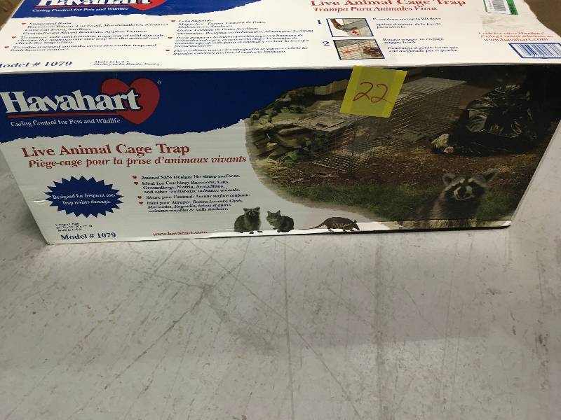 lot 22 image: HAVAHRT CAGETRAP32  1DOOR, Havahart 1079 not used