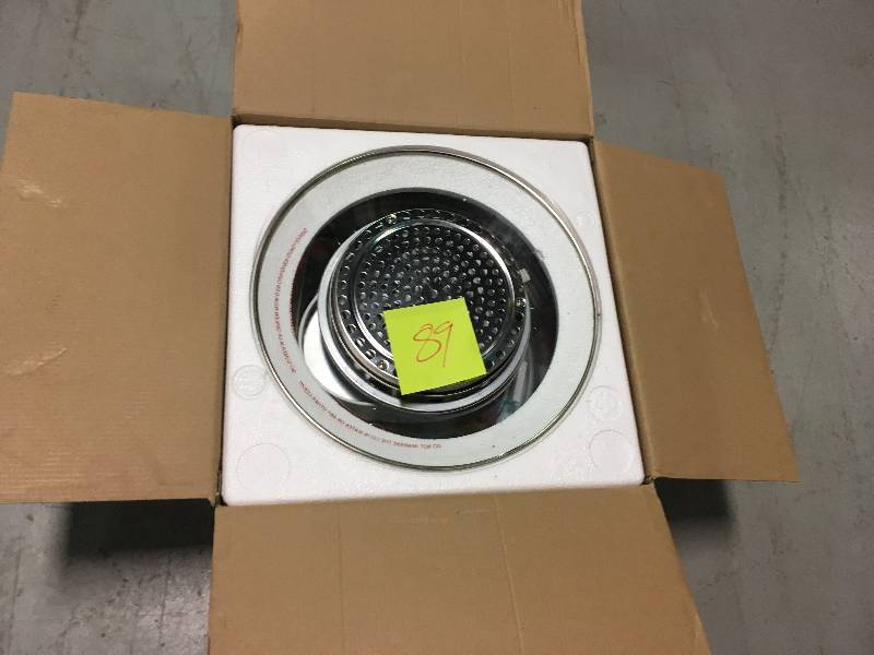 lot 89 image: Magic Chef EWGC12W3 Glass Bowl Convection Oven in good conditions