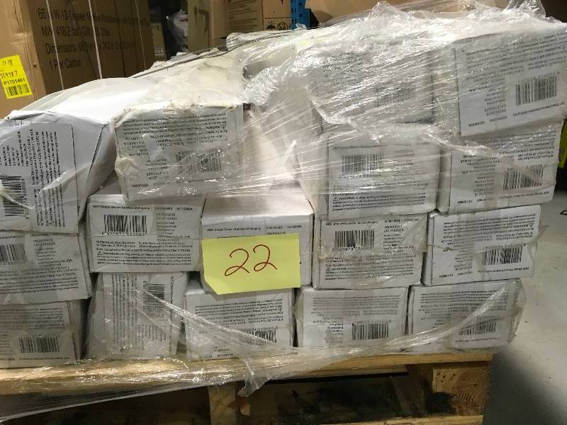 lot 22 image: Home Decorators Collection Strand Woven Mahogany 38 in. T x 5-18 in. W x 72 in. L Engineered Click Bamboo Flooring 25.75 sq. ft.  case) PALLET QTY. 15 cases not used