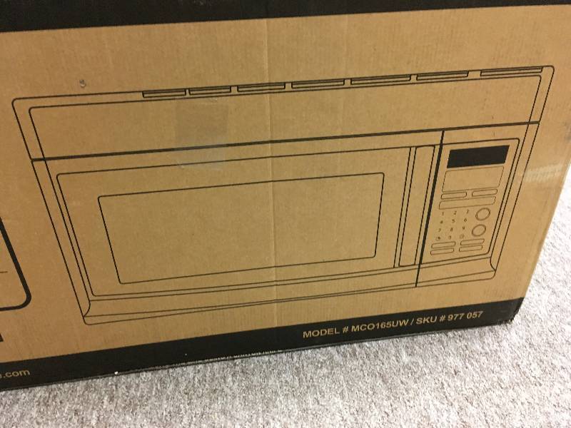 lot 78 image: MAGIC CHEF 1.6 cu. ft. Over the Range Microwave in White in working conditions