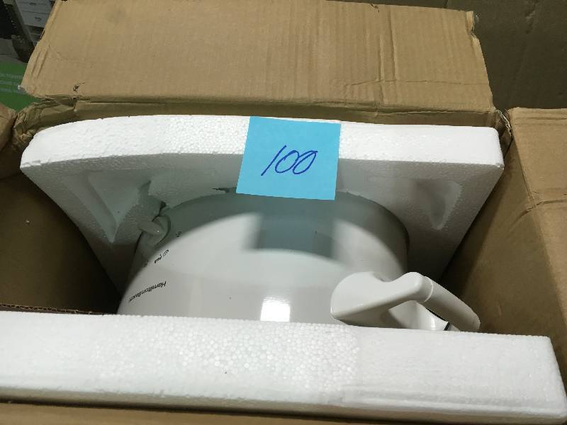 lot 100 image: Hamilton Beach 8 Quart Slow Cooker in working conditions