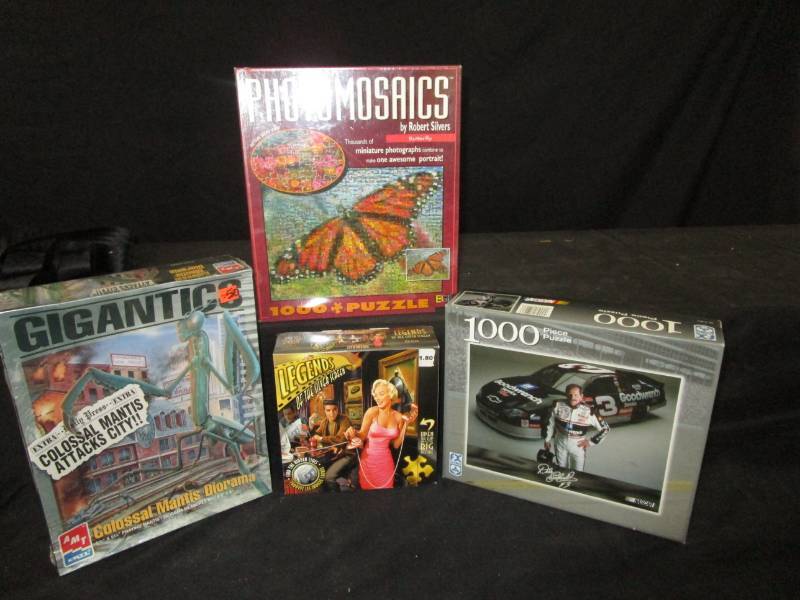 lot 160 image: Photomosaics Puzzle, Gigantics, Puzzle, Nascar