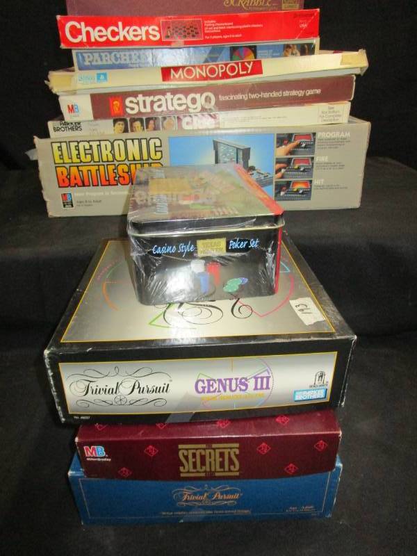 lot 13 image: Lots of nice games