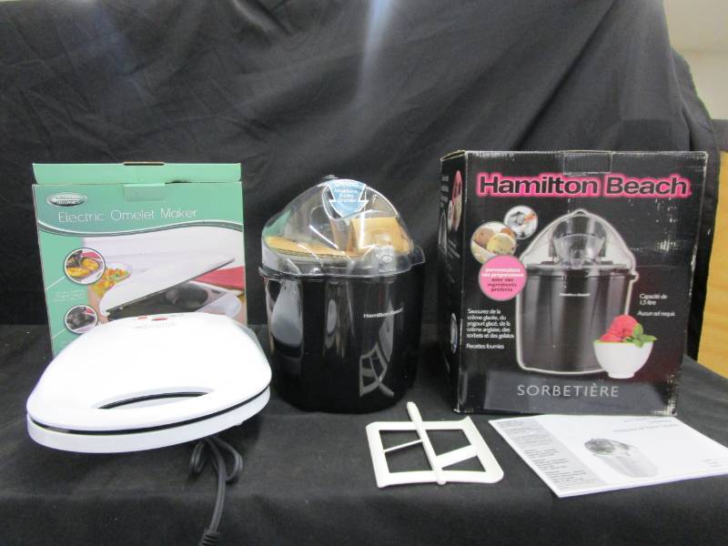 lot 17 image: Omelet Maker and Icecream Maker