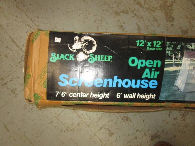 lot 134 image: 12 X12 Open Air Screenhouse Still In Box