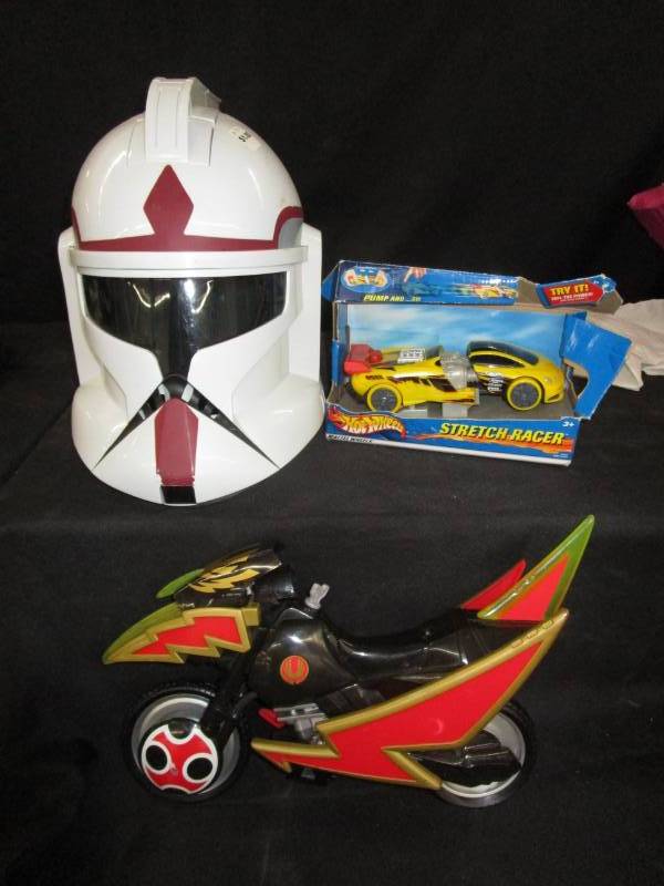 lot 149 image: Hot Wheels, Star Wars Helmets