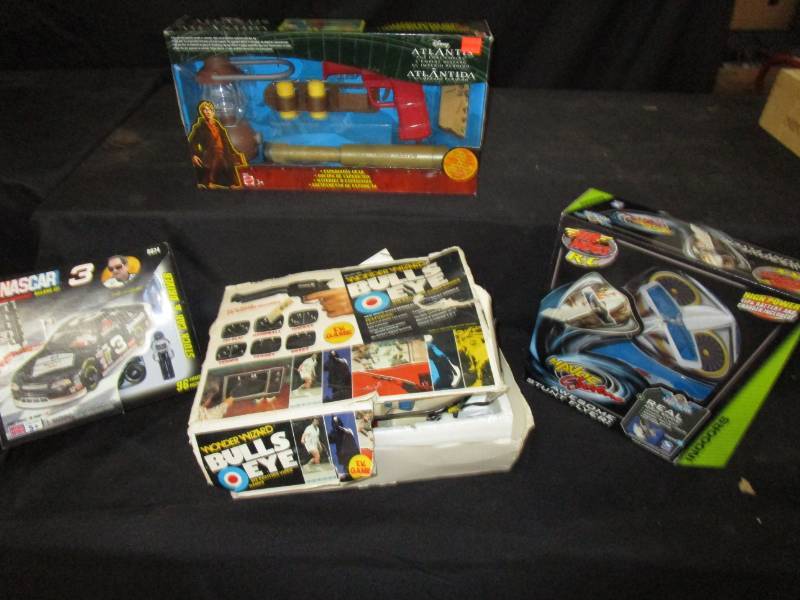 lot 152 image: Disney Atlantis, Nascar, Wonder Wizard Bullseye, Air Hogs