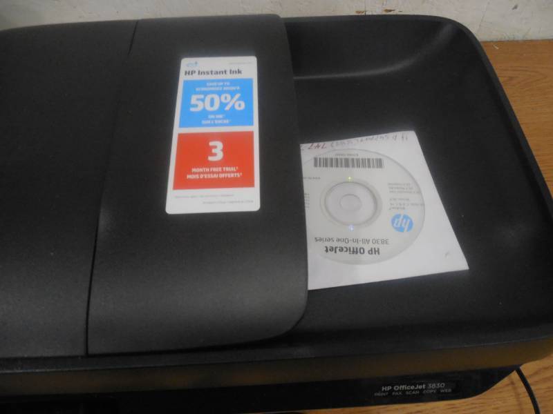 lot 6 image: HP OfficeJet 3830 All-in-One Inkjet Printer