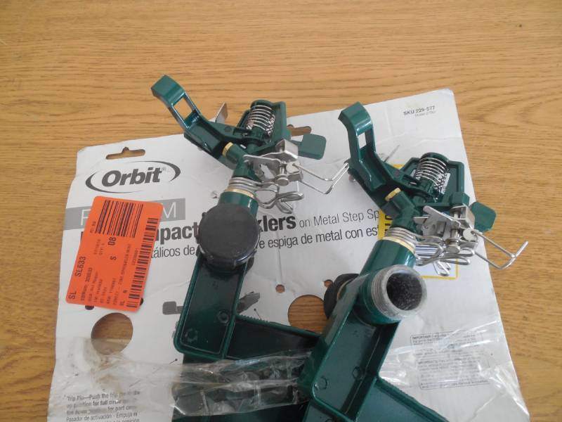 lot 70 image: Orbit Zinc Green Partial-Circle and Full-Circle Sprinkler Head (2-Pack)