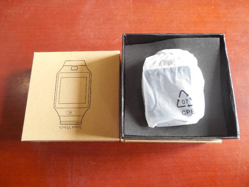 lot 93 image: BRAND NEW DZ09 Bluetooth Smart Wrist Watch with Camera and Sim Card Slot (WHITE)