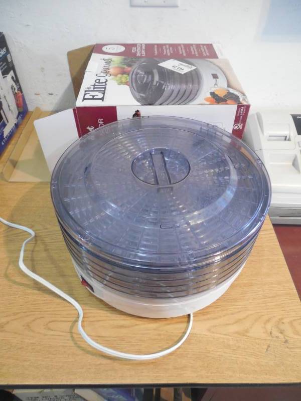 lot 25 image: Elite 5 Tray Food Dehydrator