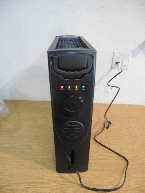 lot 34 image: Optimus Infrared Quartz Convection Heater
