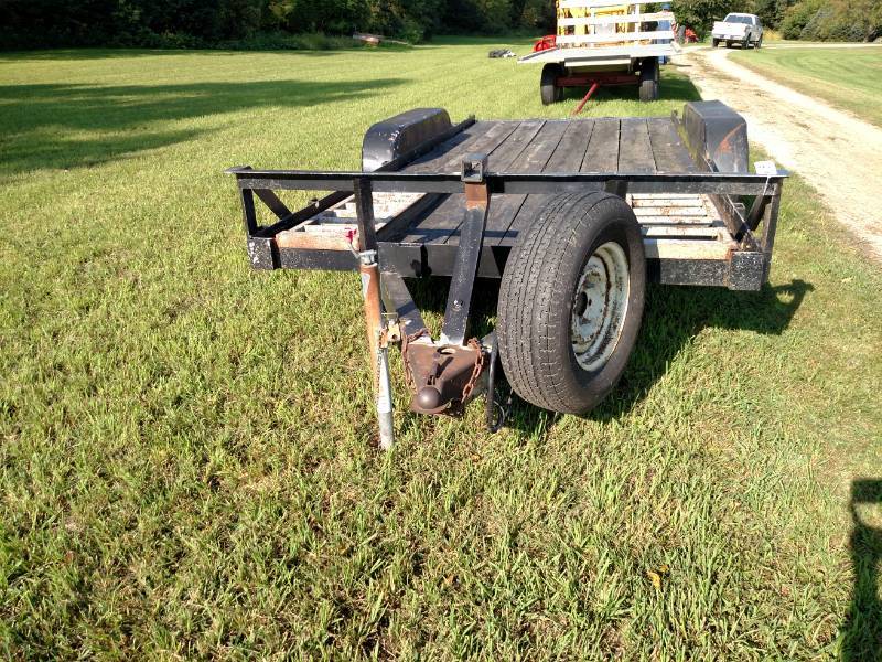 1986 Heavy 16 Flatbed Trailer, 4 ...