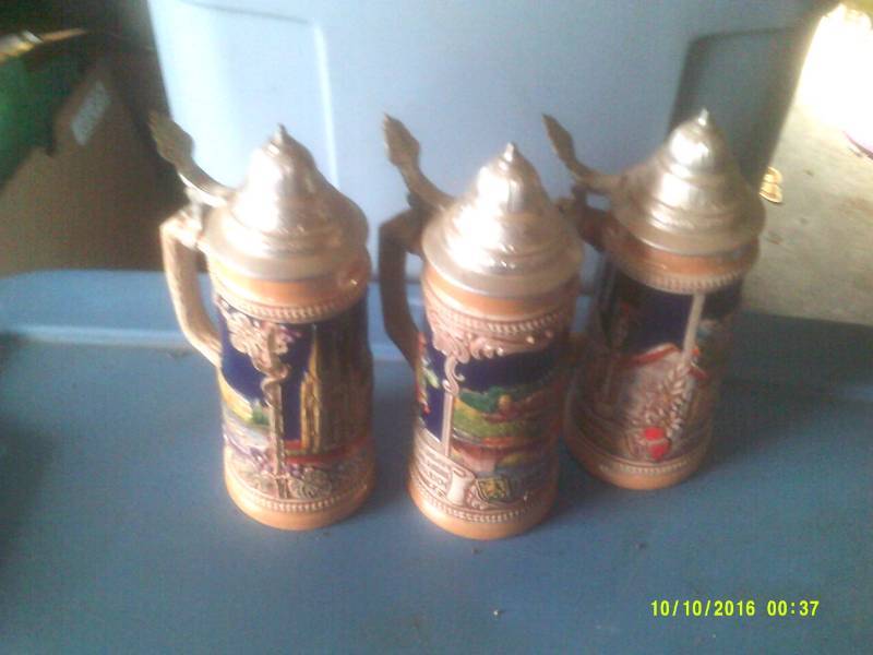 3 VINTAGE BEER STEINS