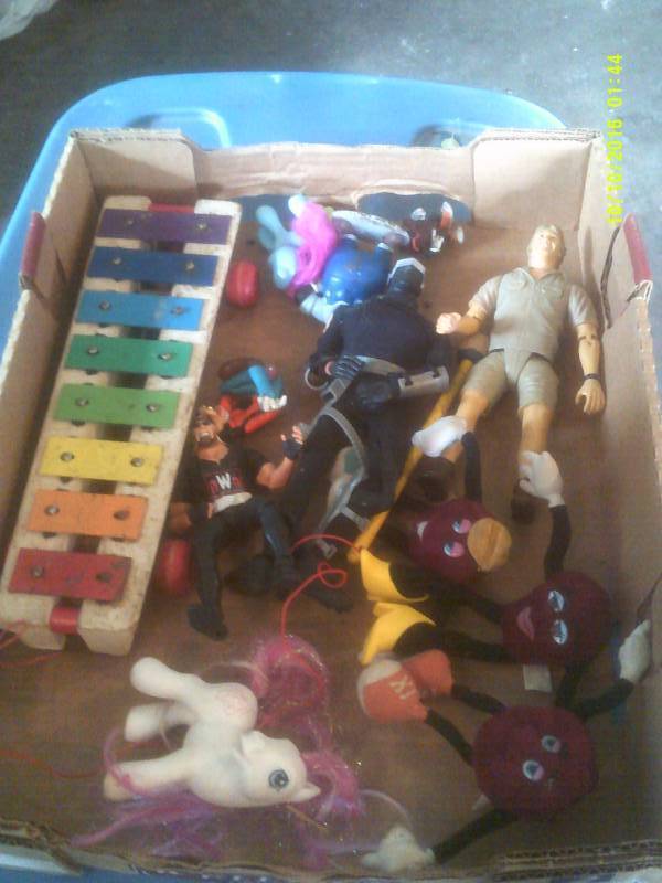 COLLECTIBLE TOYS