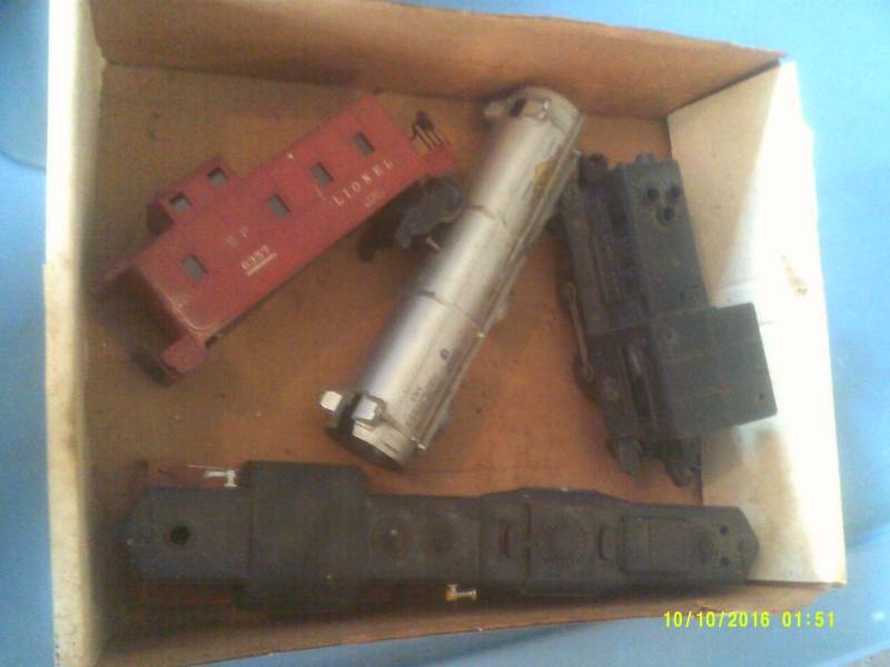 COLLECTIBLE TRAIN CARS