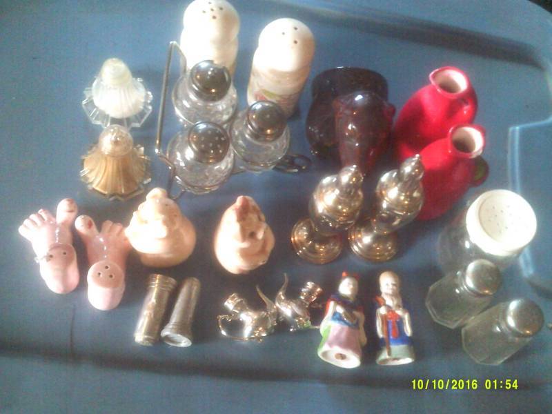 COLLECTIBLE SALT AND PEPPERS