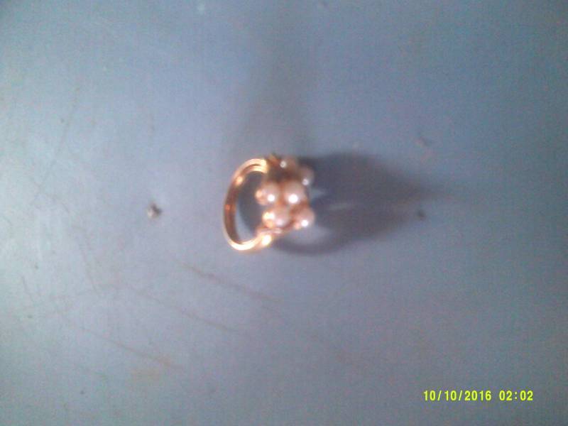 SZ 5 DIAMOND AND PEARL RING