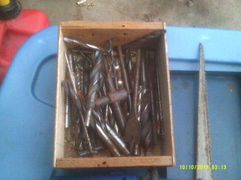 POP RIVET GUN , DRILL BITS , PAINT STRIPPER