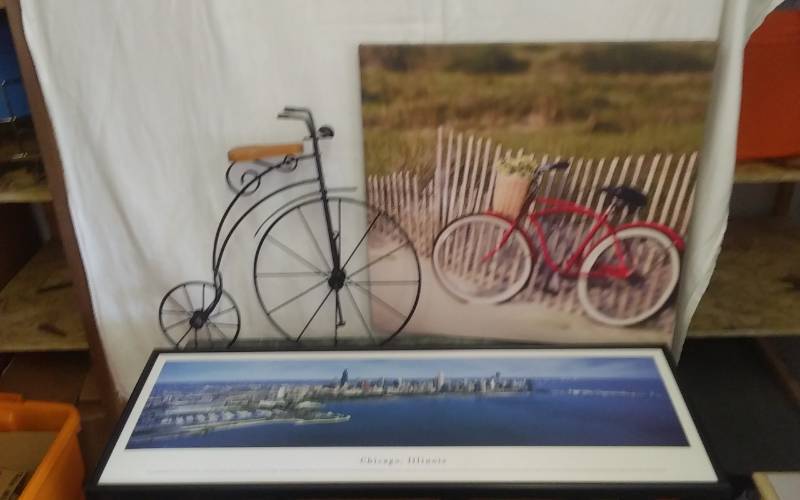 Stretched Canvas Bike Picture 24x24, Metal Bike Wall Decor, Chicago Skyline 40x14