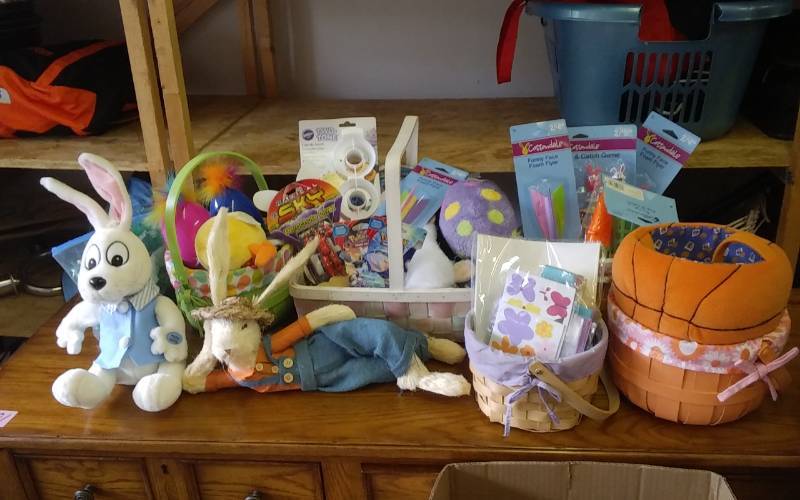 Large Lot Of Easter Seasonal Decor Baskets, New GiftBasket Stuffers, Related