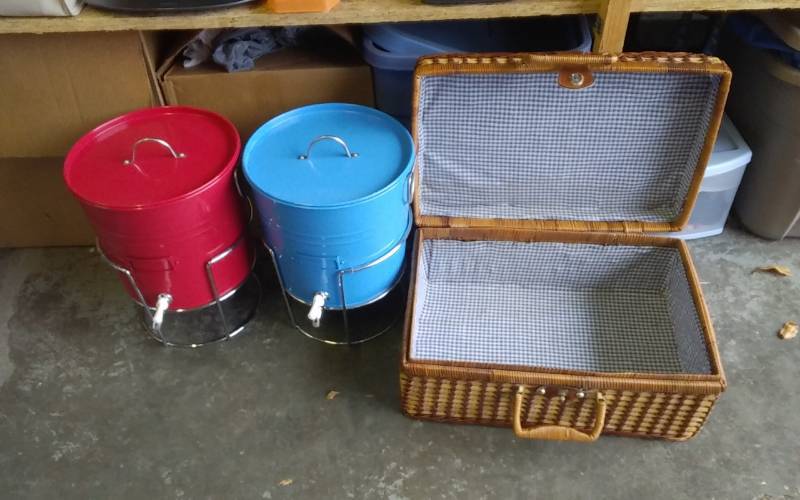 2-Party Beverage Dispensers, Fabric Lined Wicker Picnic Basket