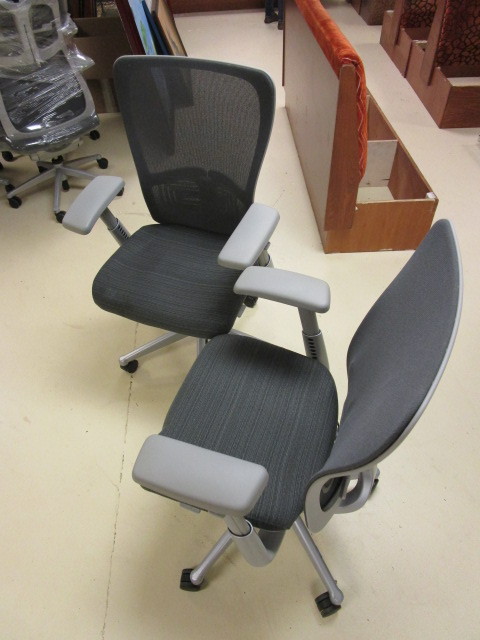 HAWORTH HIGH QUALITY OFFICE CHAIR