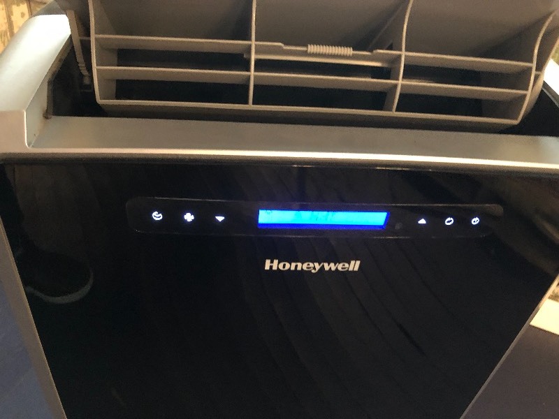 Freestanding Honeywell Portable Air Conditioner - Model MM14CCS