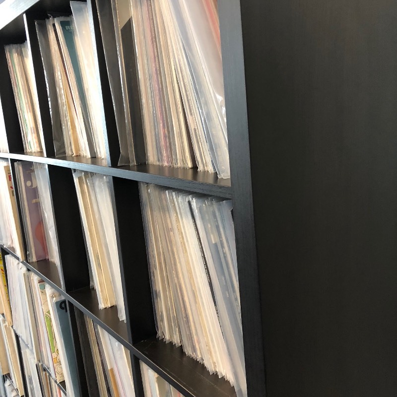 Ikea 5x5 Cube Storage Rock - ( 2 of 2 )