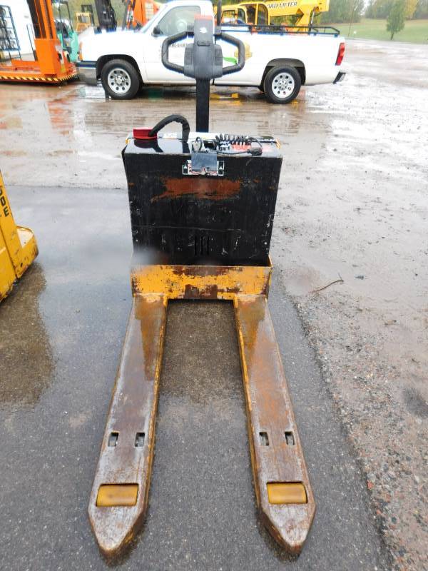 lot 8 image: 2012 Big Joe WPT-45 Electric Pallet Jack