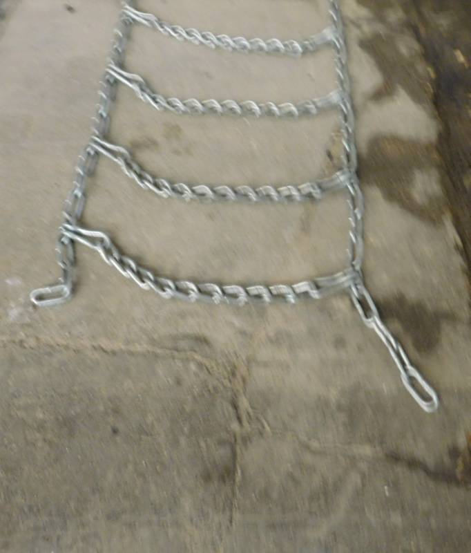 lot 17 image: Set of New Chains - 66 x 13 (w)