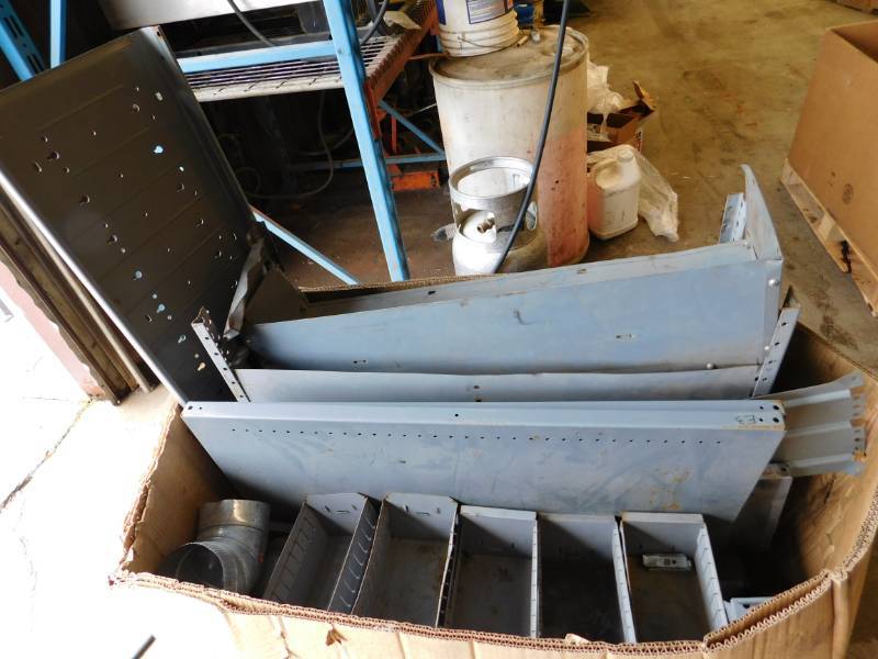 lot 23 image: Metal Shelving & Drawers