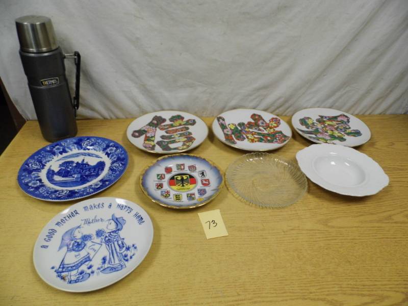 lot 73 image: Plates - Thermos