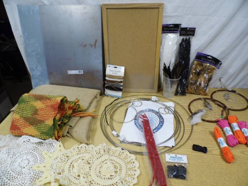 lot 89 image: Craft Items