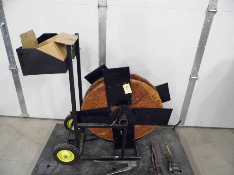 lot 110 image: Binding Reel w Accessories