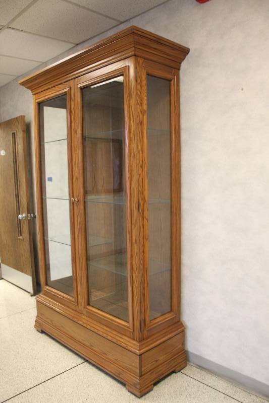 Hutch Foyer Very nice wood 86 tall x 16 Deep x 48 Wide