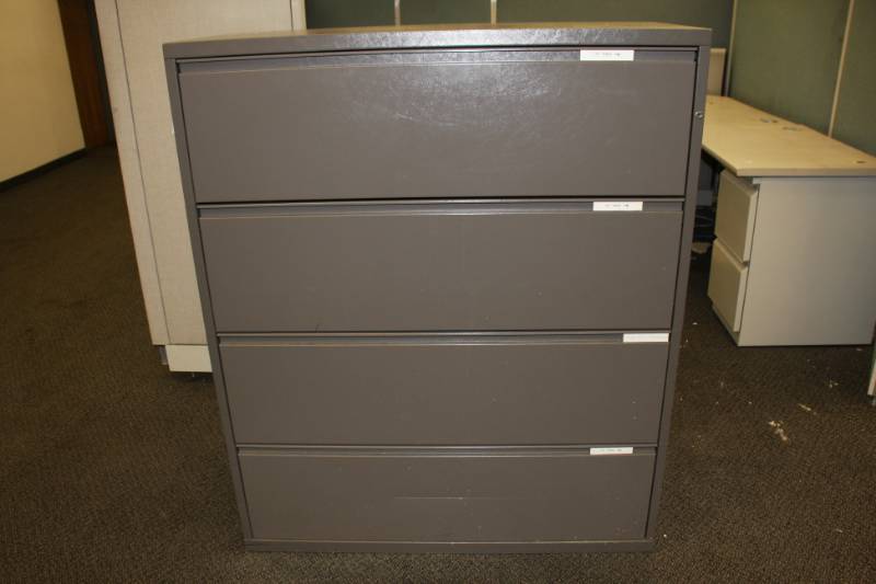 4 Drawer Brown File Cabinet 41 x 50x 18 Room 5