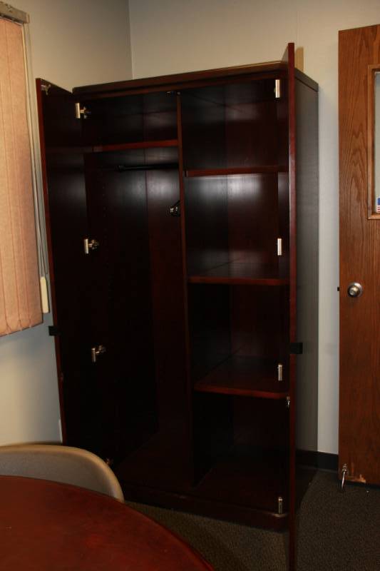 Cherry Oak Armoire Beautiful Hard Wood Room 6