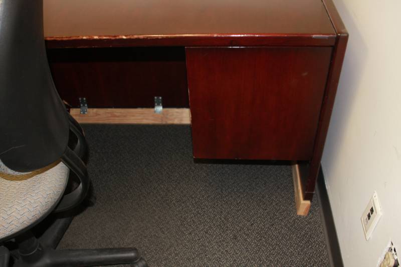 Cherry Oak L Desk 66 x 74 3 Chairs Room 7