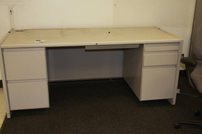 Tan Metal Desk with Office Chair Room 7