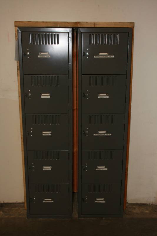 Small Lockers 2 sided Doors Room 8
