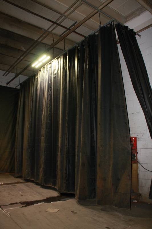 Wash Booth Curtain 2 - 23 x 16 2 - 19 x 16 Room 12