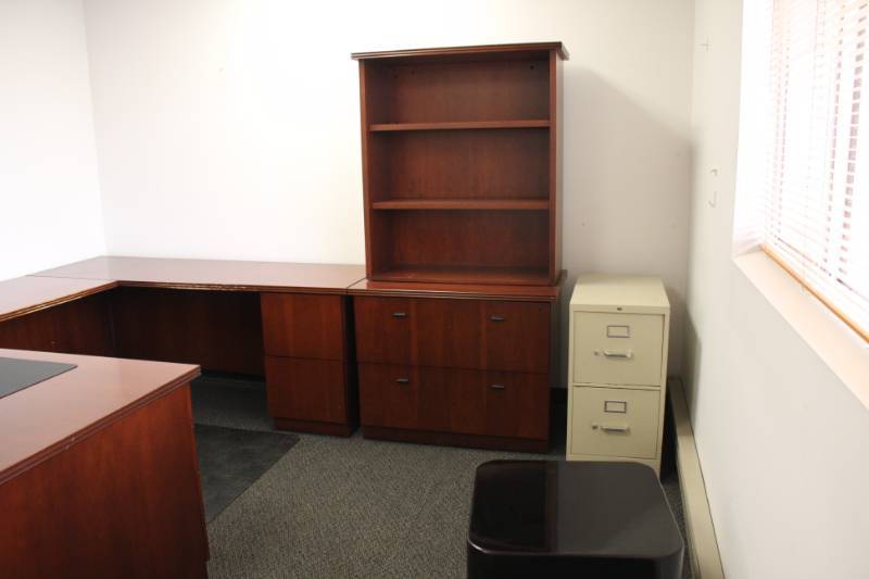 Cherry Wood u Shape Desk with Wood File Cabinet Room 20