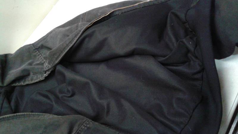 lot 57 image: Carhartt Black Hooded Jacket, Used Shows Wear, Needs Cleaning, No Size, I Think Around A Size Large, But Unsure