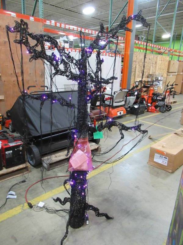 lot 13 image: Pre-Lit Tree Sculpture with Multi-function Color Changing Lights