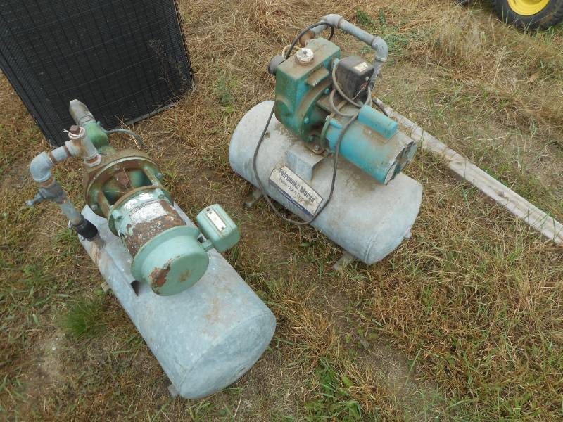 lot 10 image: Well Pumps