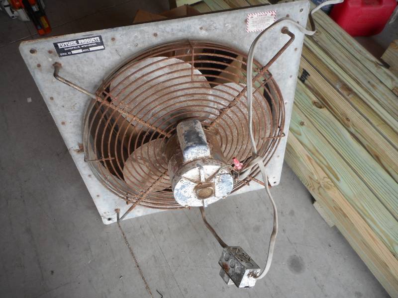 lot 23 image: Squirrel Cage Fan